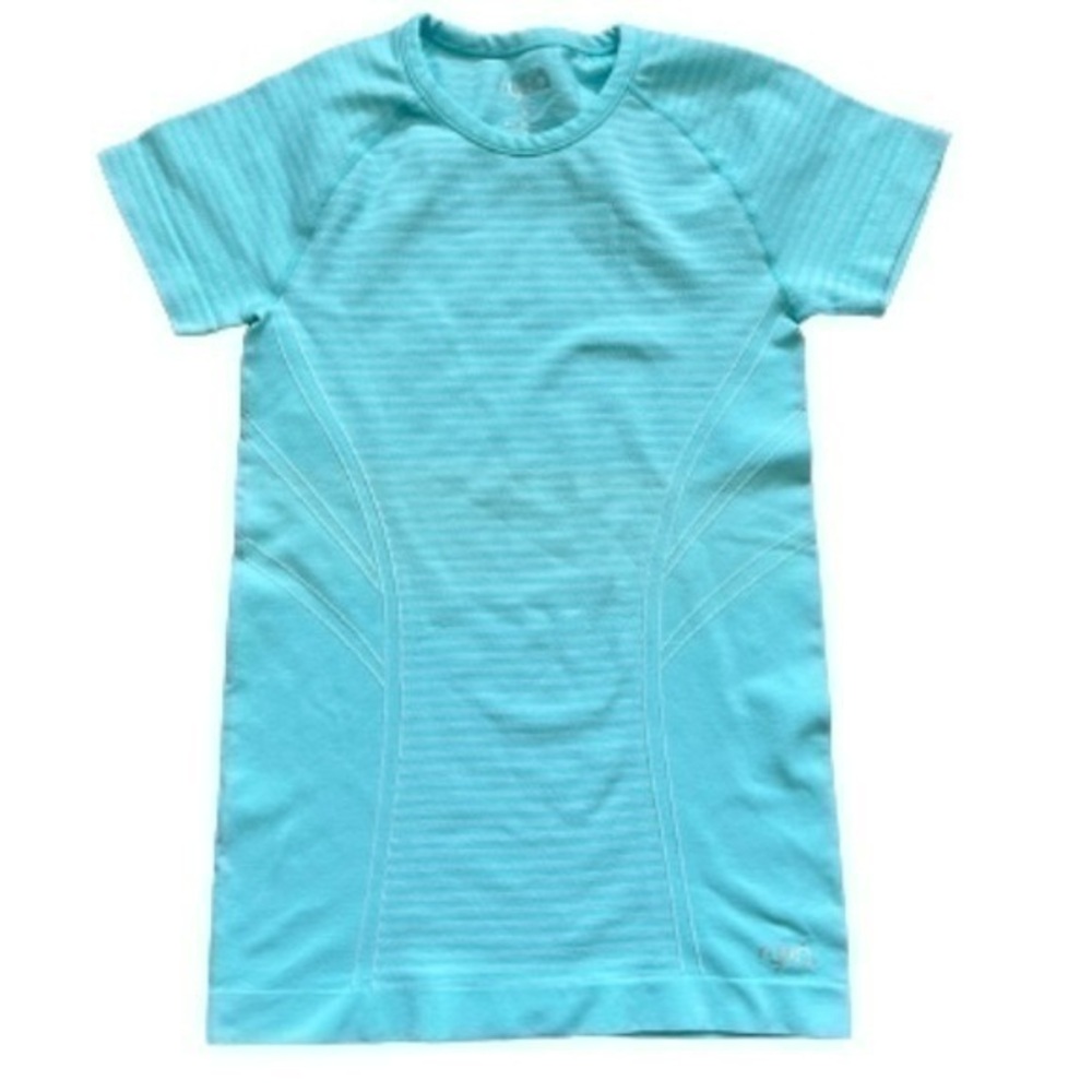 RYKA women’s teal short sleeve tee in new condition. Great colour. Size small.